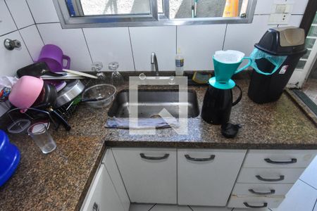 Casa à venda com 300m², 3 quartos e 2 vagasCozinha