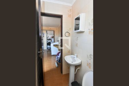 Casa à venda com 300m², 3 quartos e 2 vagasBanheiro de serviço