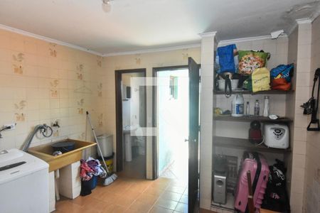 Casa à venda com 300m², 3 quartos e 2 vagasÁrea de Serviço