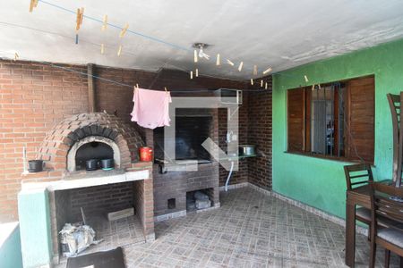 Casa à venda com 300m², 3 quartos e 2 vagasChurrasqueira