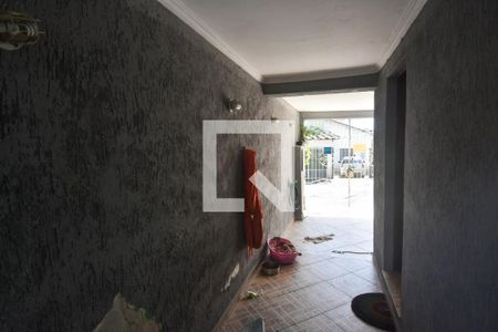 Casa à venda com 300m², 3 quartos e 2 vagasEntrada