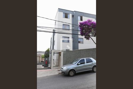 Apartamento para alugar com 45m², 2 quartos e sem vaga Apartamento para alugar com 45m², 2 quartos e sem vagaFachada