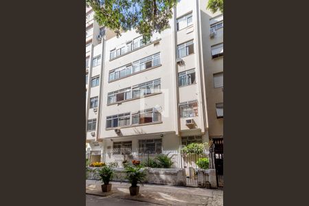 Studio para alugar com 25m², 1 quarto e sem vaga Studio para alugar com 25m², 1 quarto e sem vagaFachada