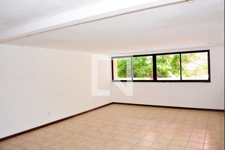 Apartamento para alugar com 75m², 2 quartos e 2 vagas Apartamento para alugar com 75m², 2 quartos e 2 vagasÁrea comum - Salão de festas