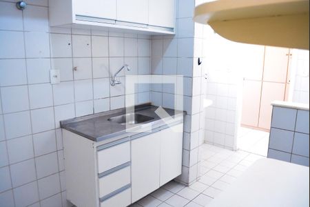 Apartamento para alugar com 75m², 2 quartos e 2 vagas Apartamento para alugar com 75m², 2 quartos e 2 vagasCozinha