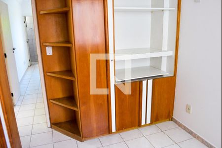 Quarto 1 de apartamento para alugar com 2 quartos, 75m² em C Azul, Salvador