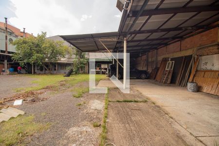 Casa à venda com 200m², 4 quartos e 1 vaga Casa à venda com 200m², 4 quartos e 1 vagaPátio Fundos