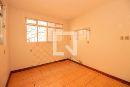 Casa à venda com 200m², 4 quartos e 1 vaga Casa à venda com 200m², 4 quartos e 1 vagaQuarto 1