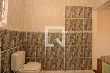 Casa à venda com 200m², 4 quartos e 1 vaga Casa à venda com 200m², 4 quartos e 1 vagaBanheiro da Suíte