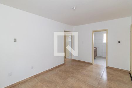 Sala de apartamento para alugar com 2 quartos, 50m² em Passo da Areia, Porto Alegre