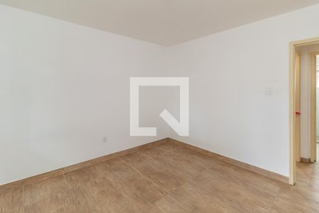 Quarto 2 de apartamento para alugar com 2 quartos, 50m² em Passo da Areia, Porto Alegre