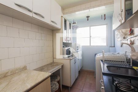 Cozinha de apartamento para alugar com 1 quarto, 34m² em Jardim Itu Sabará, Porto Alegre