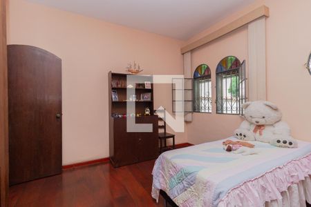 Quarto 1 de casa à venda com 3 quartos, 244m² em Minas Caixa, Belo Horizonte