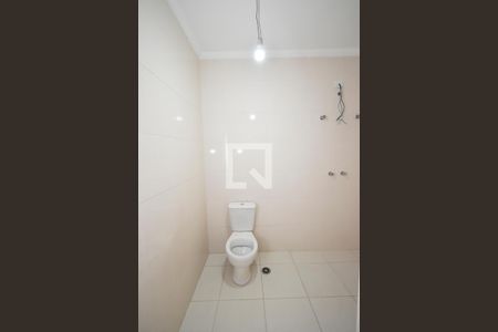 Casa à venda com 265m², 3 quartos e 4 vagasBanheiro da Suíte 2