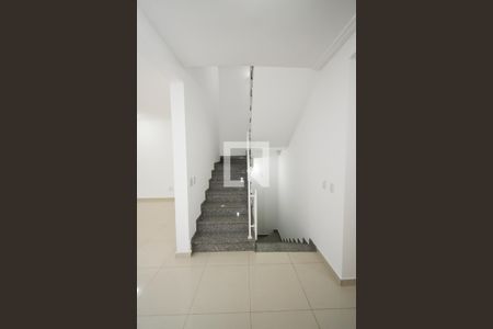 Casa à venda com 265m², 3 quartos e 4 vagasEscada