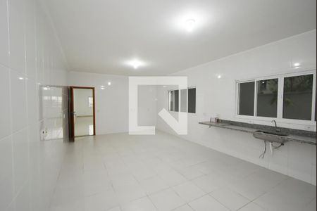 Casa à venda com 265m², 3 quartos e 4 vagasCozinha 