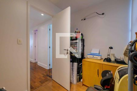 Apartamento à venda com 139m², 3 quartos e 3 vagasQuarto 3 / Escritório