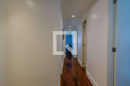 Apartamento à venda com 139m², 3 quartos e 3 vagasCorredor