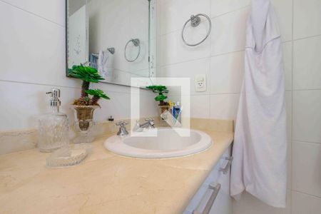 Apartamento à venda com 139m², 3 quartos e 3 vagasBanheiro Suíte