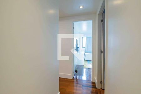 Apartamento à venda com 139m², 3 quartos e 3 vagasCorredor