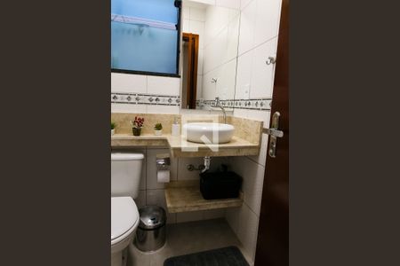 Lavabo de casa para alugar com 3 quartos, 148m² em Vila Alto de Santo Andre, Santo André