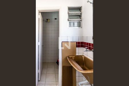 Apartamento para alugar com 80m², 2 quartos e 1 vaga Apartamento para alugar com 80m², 2 quartos e 1 vagaÁrea de serviço