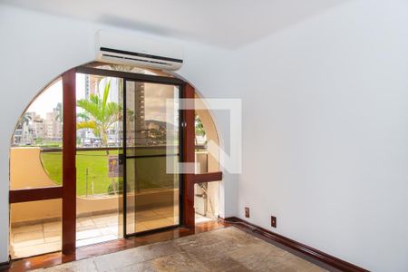Sala de apartamento para alugar com 4 quartos, 137m² em Jardim Praiano, Guarujá