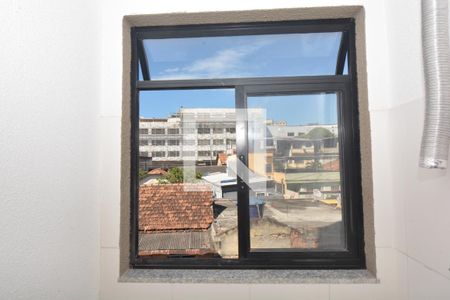 Apartamento para alugar com 47m², 2 quartos e sem vagaCozinha e Área de Serviço