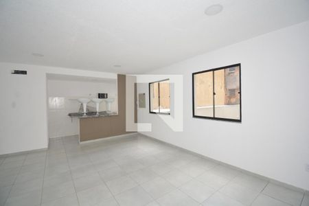 Apartamento para alugar com 47m², 2 quartos e sem vagaÁrea comum - Salão de festas