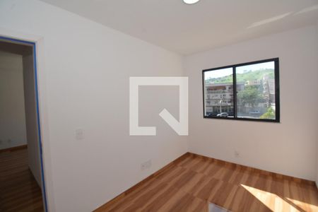 Quarto 1 de apartamento para alugar com 2 quartos, 47m² em Madureira, Rio de Janeiro