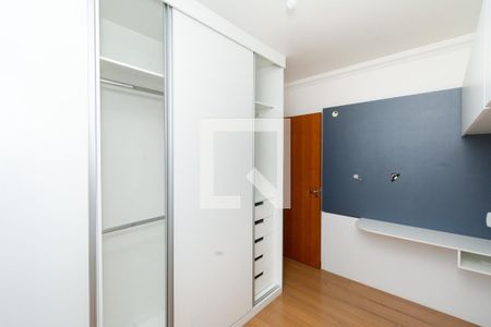 Quarto 2 de apartamento para alugar com 3 quartos, 66m² em Darcy Vargas, Belo Horizonte