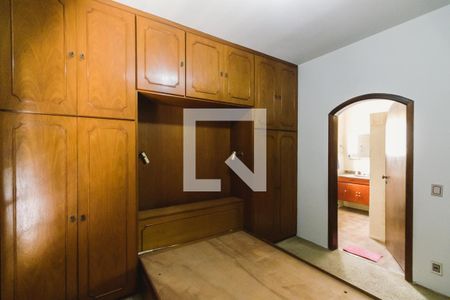 Casa à venda com 400m², 3 quartos e 4 vagas Casa à venda com 400m², 3 quartos e 4 vagasSuíte 2