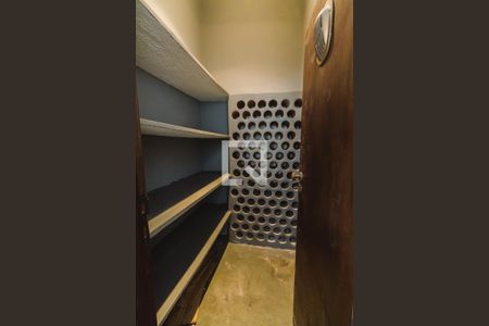 Casa à venda com 400m², 3 quartos e 4 vagas Casa à venda com 400m², 3 quartos e 4 vagasSalão de Festa