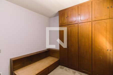 Casa à venda com 400m², 3 quartos e 4 vagas Casa à venda com 400m², 3 quartos e 4 vagasQuarto 1