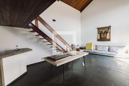 Casa à venda com 400m², 3 quartos e 4 vagas Casa à venda com 400m², 3 quartos e 4 vagasSalão de Festa