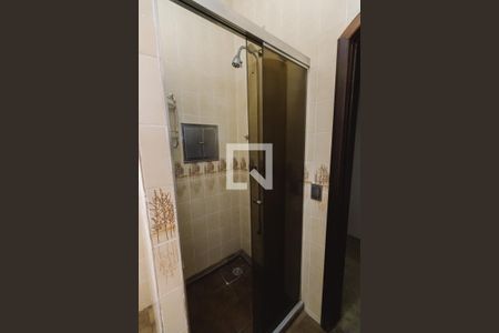 Casa à venda com 400m², 3 quartos e 4 vagas Casa à venda com 400m², 3 quartos e 4 vagasBanheiro 2