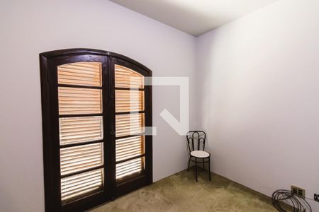 Casa à venda com 400m², 3 quartos e 4 vagas Casa à venda com 400m², 3 quartos e 4 vagasQuarto 1