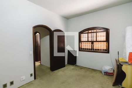 Casa à venda com 400m², 3 quartos e 4 vagas Casa à venda com 400m², 3 quartos e 4 vagasQuarto 3