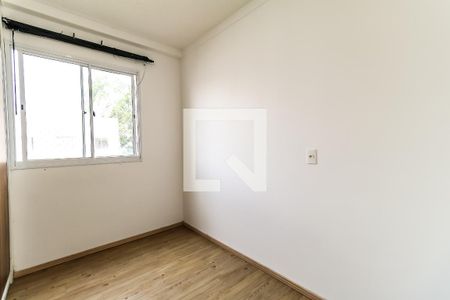 Quarto 1 de apartamento para alugar com 2 quartos, 47m² em Jardim Helga, São Paulo