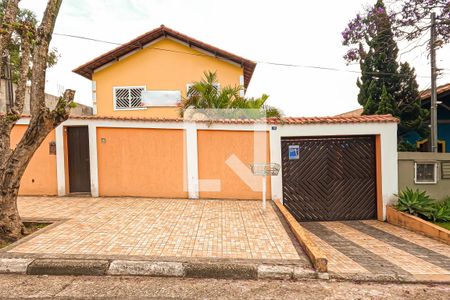 Casa para alugar com 200m², 2 quartos e 15 vagasFachada da Casa
