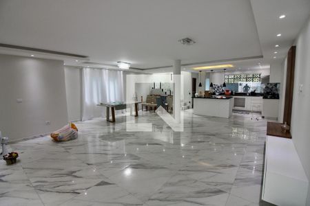 Sala de casa à venda com 3 quartos, 240m² em Vargem Grande, Rio de Janeiro