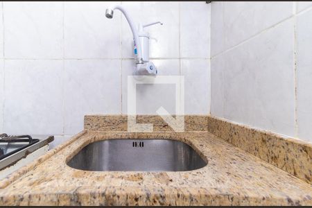 Cozinha de apartamento à venda com 1 quarto, 23m² em Catete, Rio de Janeiro