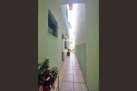 Casa à venda com 292m², 3 quartos e 5 vagasCorredor Externo