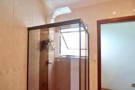 Casa à venda com 292m², 3 quartos e 5 vagasBanheiro do Quarto 2 - Suíte