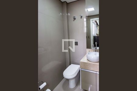 Apartamento para alugar com 200m², 2 quartos e 2 vagas Apartamento para alugar com 200m², 2 quartos e 2 vagasBanheiro de serviço