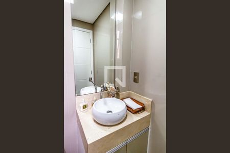 Apartamento para alugar com 200m², 2 quartos e 2 vagas Apartamento para alugar com 200m², 2 quartos e 2 vagasBanheiro de serviço