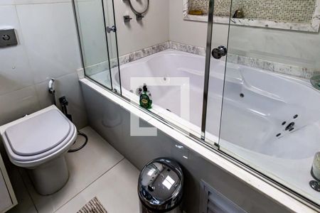 Apartamento para alugar com 200m², 2 quartos e 2 vagas Apartamento para alugar com 200m², 2 quartos e 2 vagasSuíte