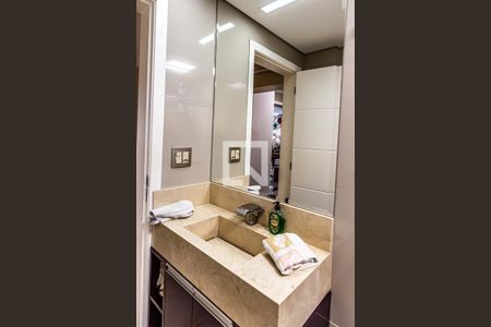 Apartamento para alugar com 200m², 2 quartos e 2 vagas Apartamento para alugar com 200m², 2 quartos e 2 vagasBanheiro