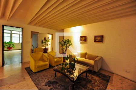 Apartamento à venda com 220m², 3 quartos e 1 vagaHall de entrada