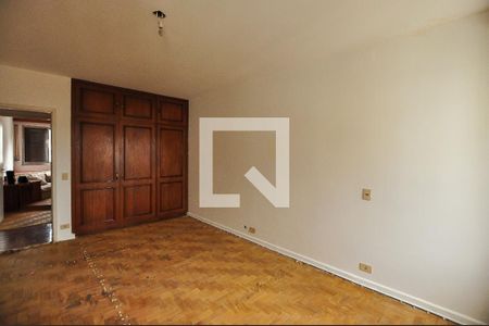 Apartamento à venda com 220m², 3 quartos e 1 vagaSuíte